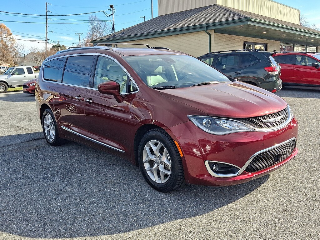 Used 2017 Chrysler Pacifica Touring-L Plus Passenger Van