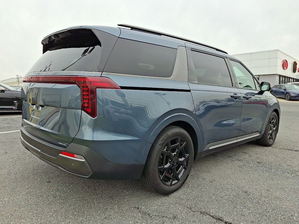 Certified 2025 Kia Carnival MPV SX Prestige Passenger Van