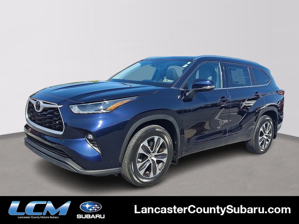 Used 2021 Toyota Highlander XLE Sport Utility