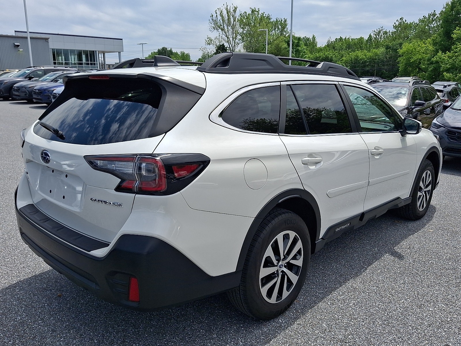 2022 Subaru Outback Premium - Photo 4
