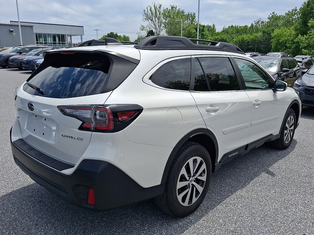 Used 2022 Subaru Outback Premium Sport Utility