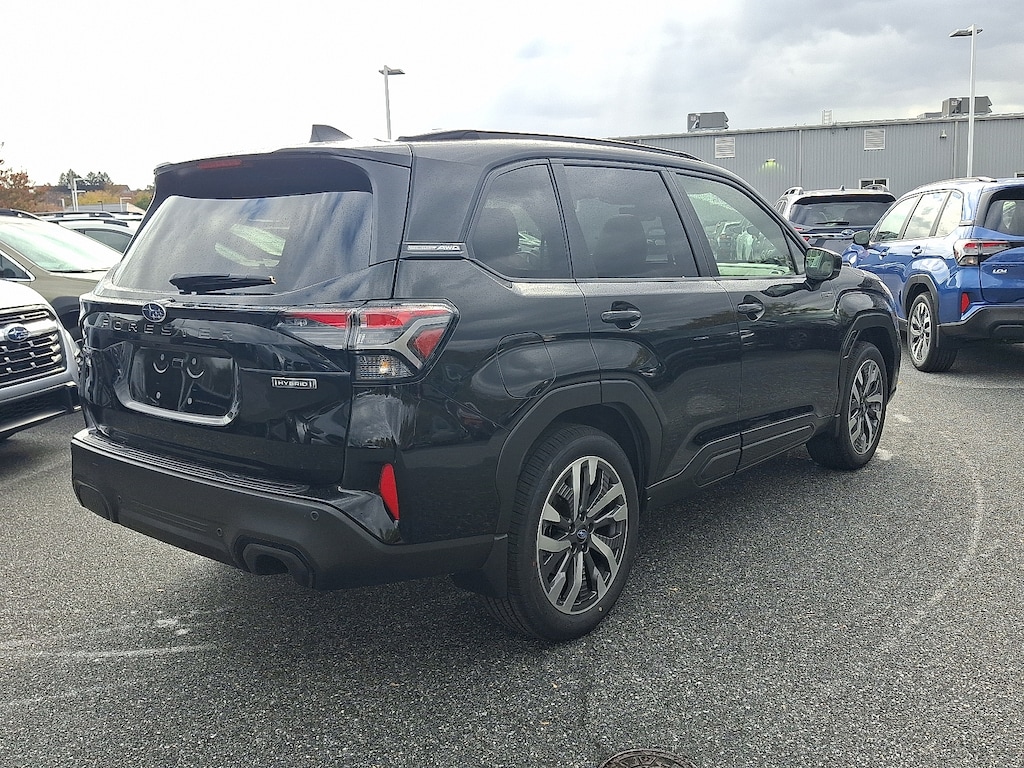 New 2025 Subaru Forester Hybrid Touring SUV