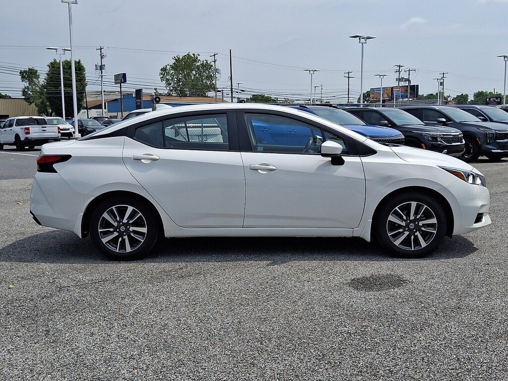 Used 2022 Nissan Versa 1.6 SV Xtronic CVT Sedan