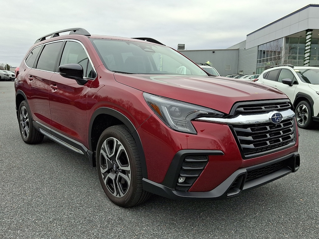 New 2025 Subaru Ascent Limited 7-Passenger SUV