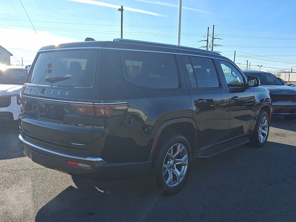 Used 2022 Jeep Wagoneer Series II 4x4 Sport Utility