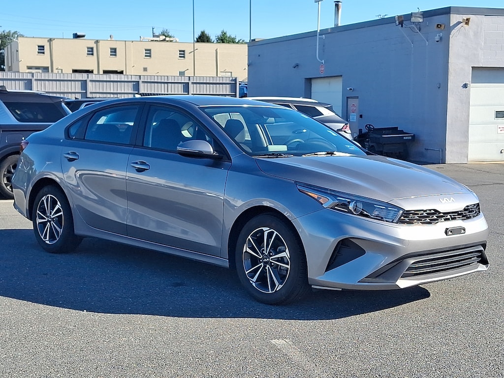 Used 2024 Kia Forte LXS Sedan