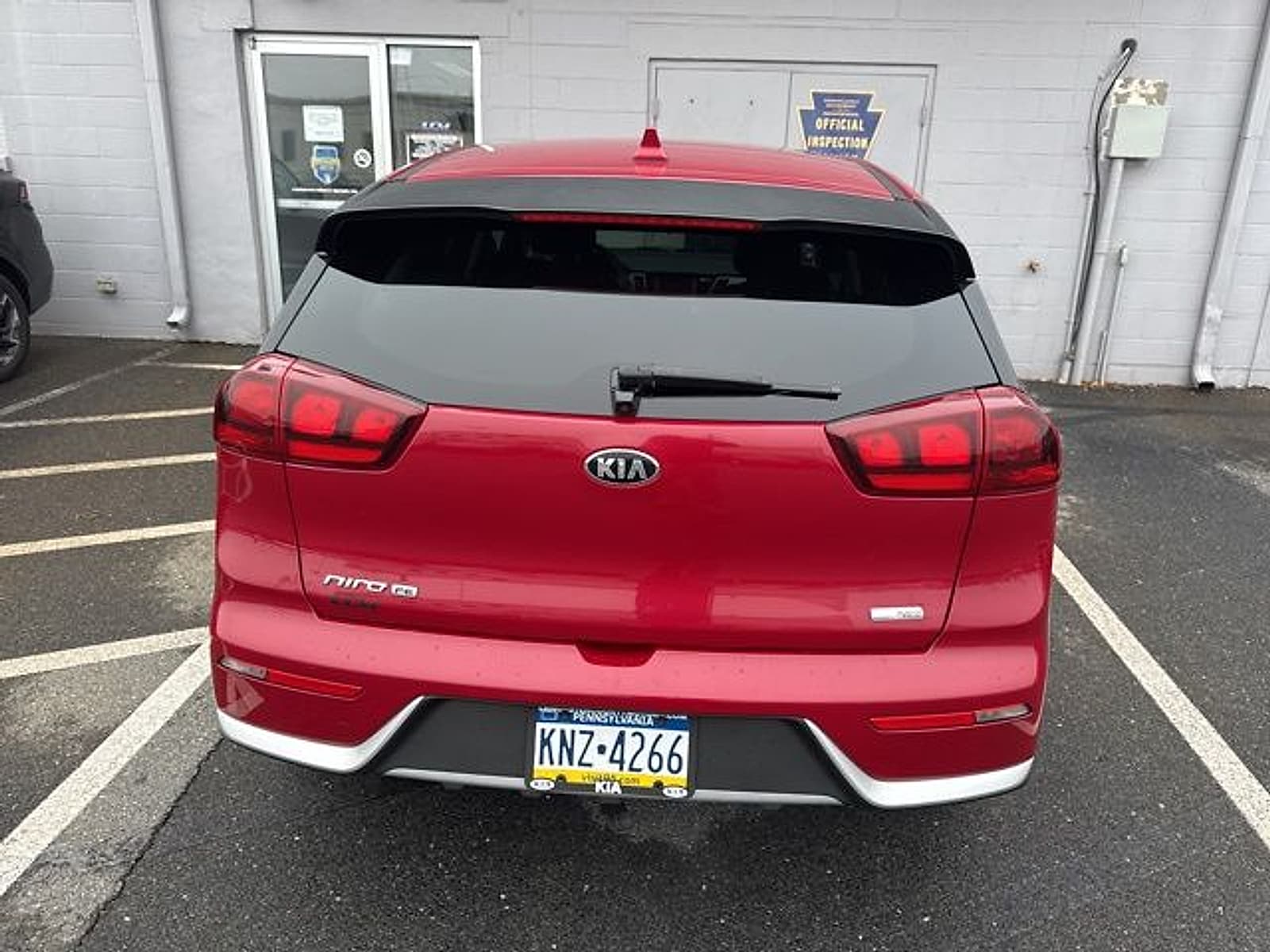 2018 Kia Niro FE photo 3