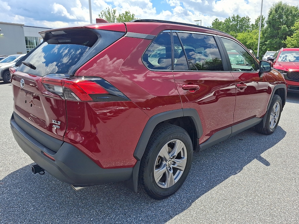 Used 2024 Toyota RAV4 XLE Sport Utility