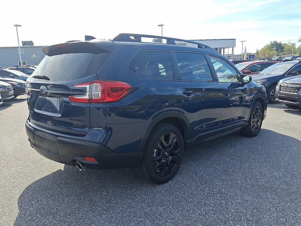 Used 2025 Subaru Ascent Onyx Edition Limited 7-Passenger Sport Utility