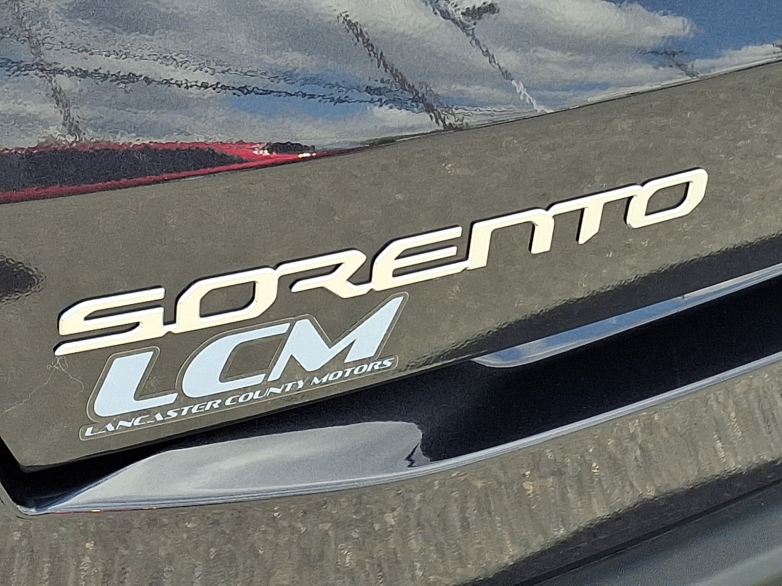2025 Kia Sorento S - Photo 30