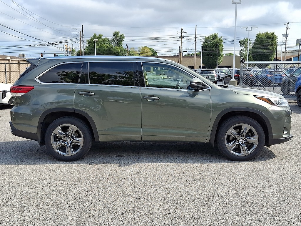 Used 2017 Toyota Highlander Limited Sport Utility