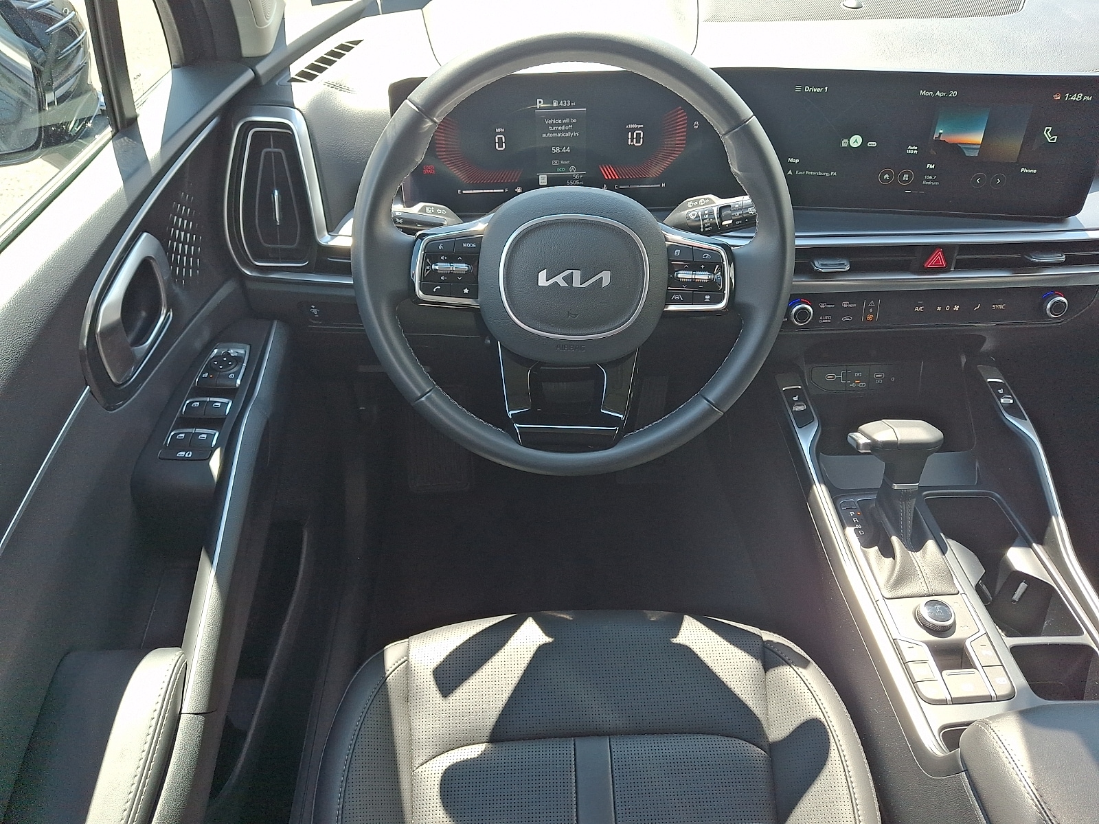 2025 Kia Sorento S - Photo 9