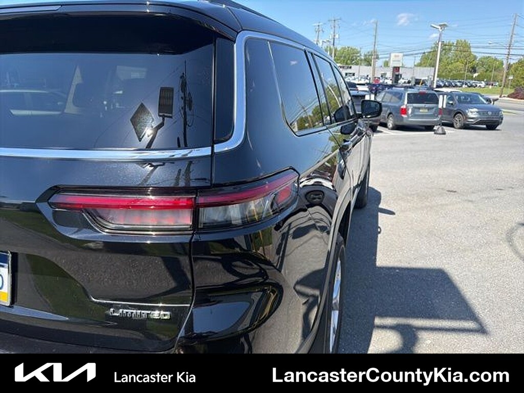 Used 2022 Jeep Grand Cherokee L Limited 4x4 Sport Utility