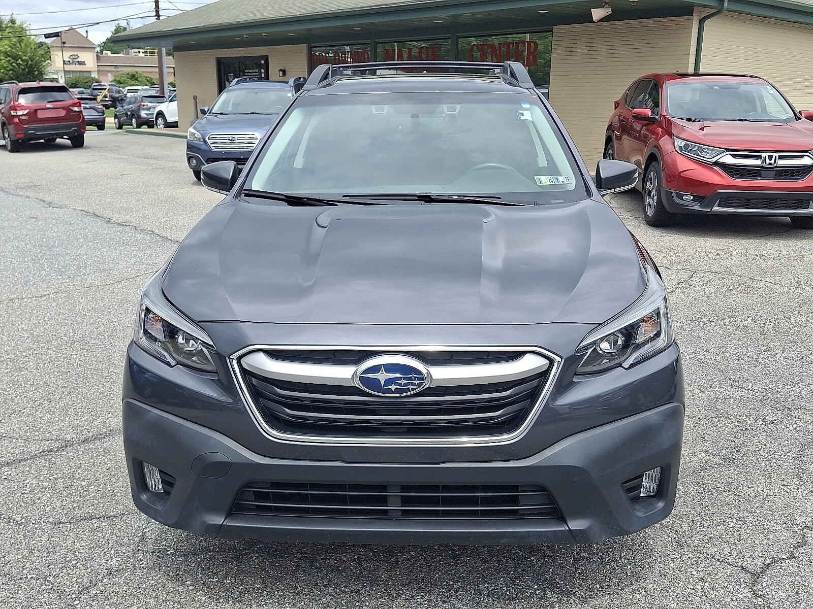 2022 Subaru Outback Premium photo 2