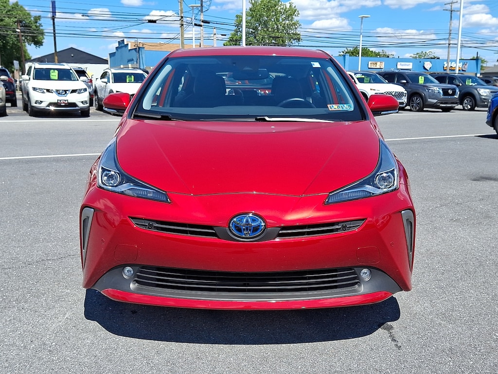 Used 2019 Toyota Prius XLE Hatchback