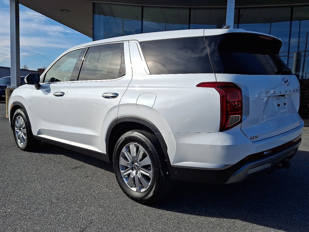 Used 2025 Hyundai Palisade SE Sport Utility