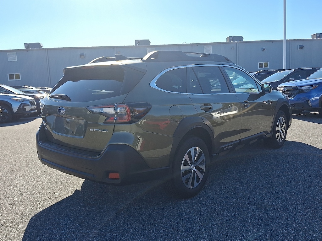 New 2025 Subaru Outback Premium SUV