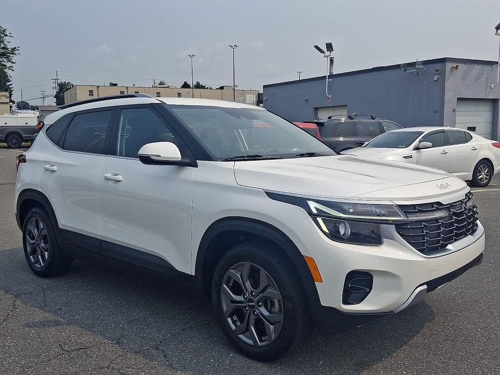 Used 2024 Kia Seltos S Sport Utility