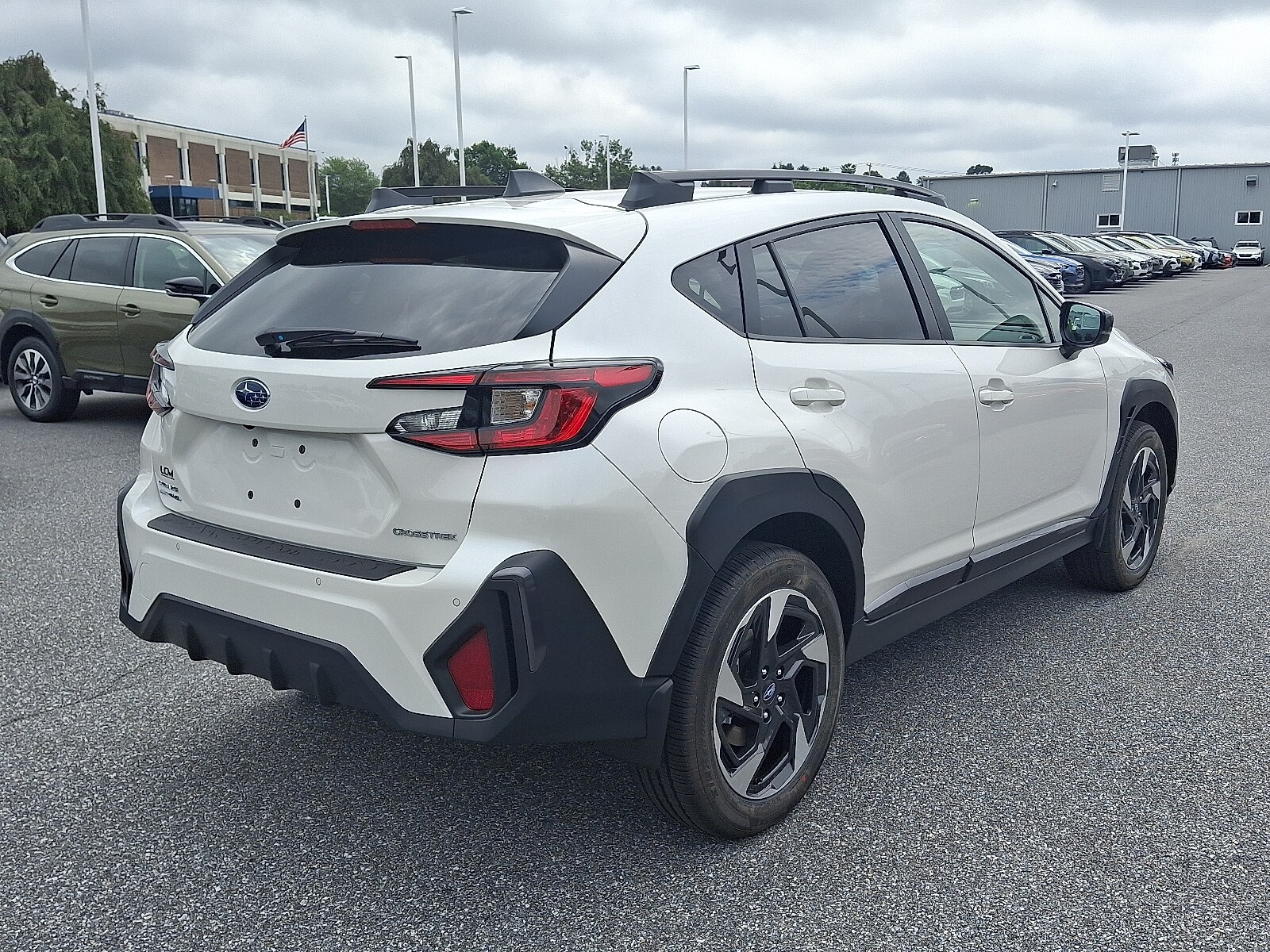 2025 Subaru Crosstrek Limited photo 3