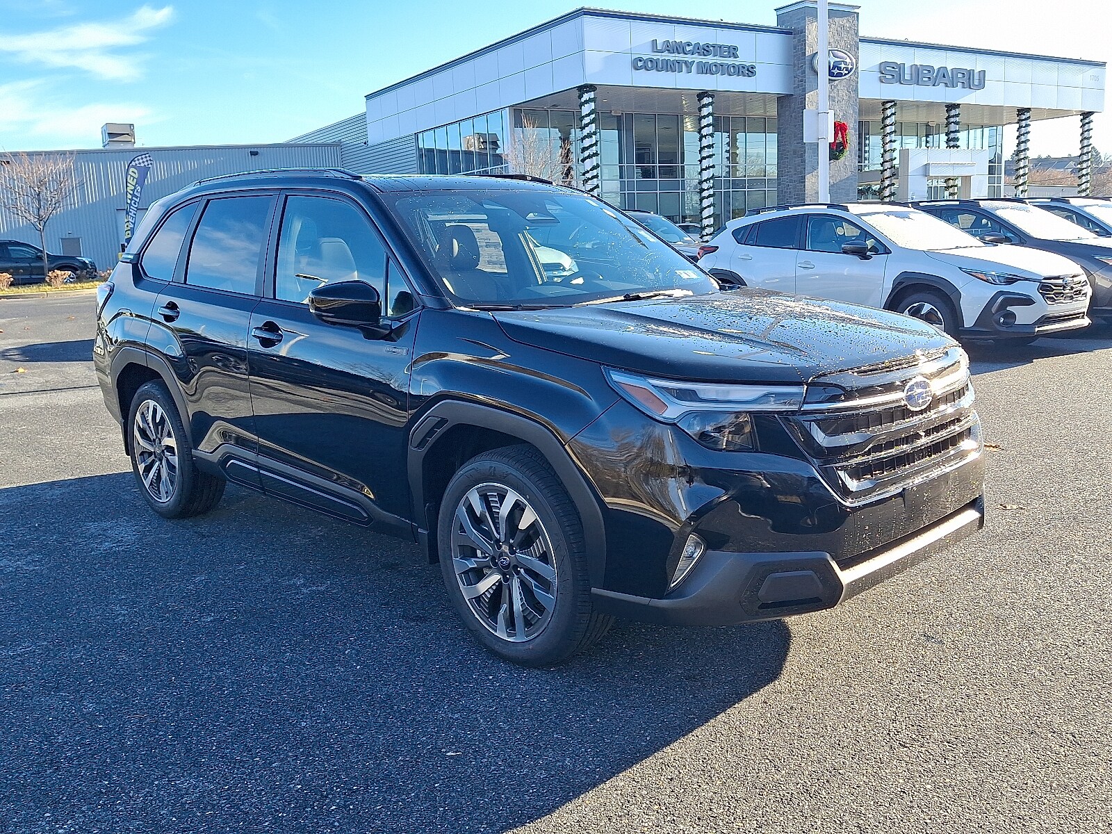 2025 Subaru Forester Touring photo 2