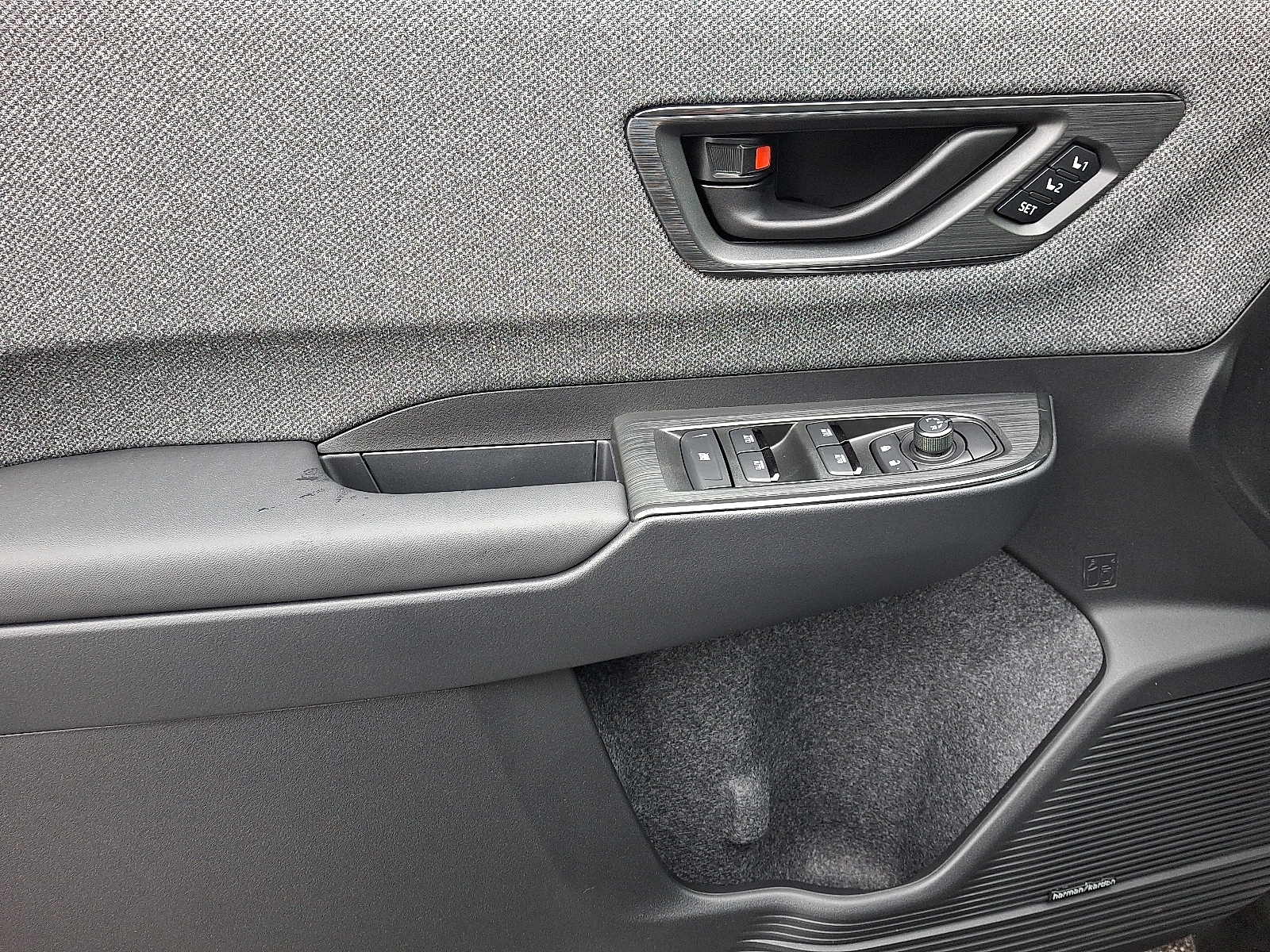 2026 Subaru Outback Limited XT - Photo 8