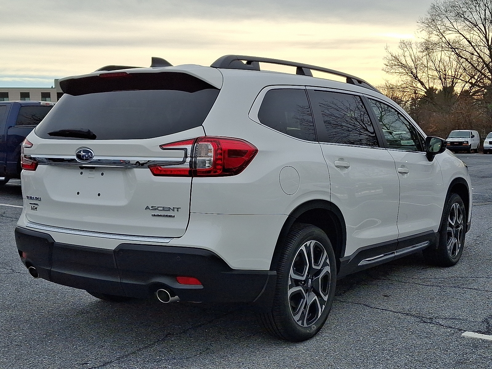 2026 Subaru Ascent Limited - Photo 3
