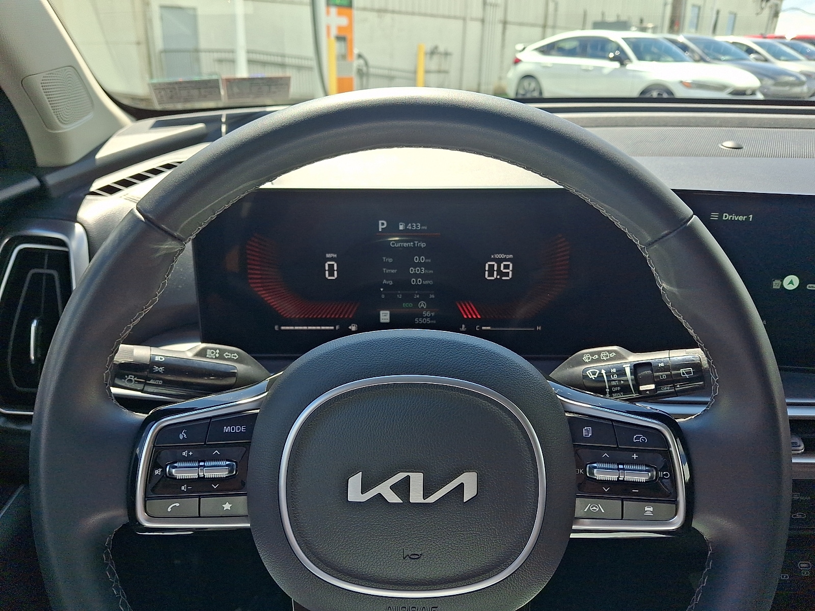 2025 Kia Sorento S - Photo 16