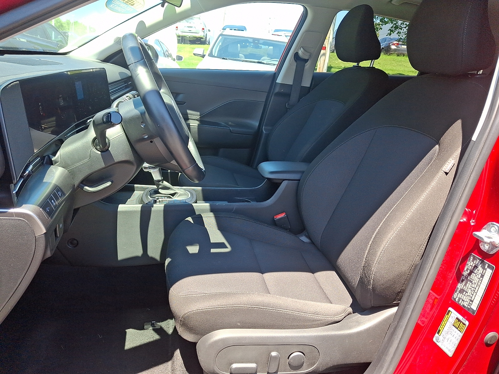 2024 Hyundai Kona SEL - Photo 14