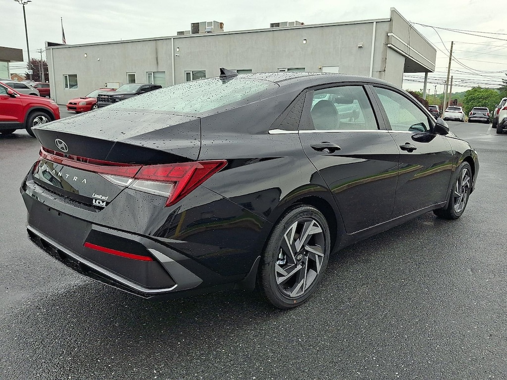 New 2026 Hyundai Elantra Limited Sedan