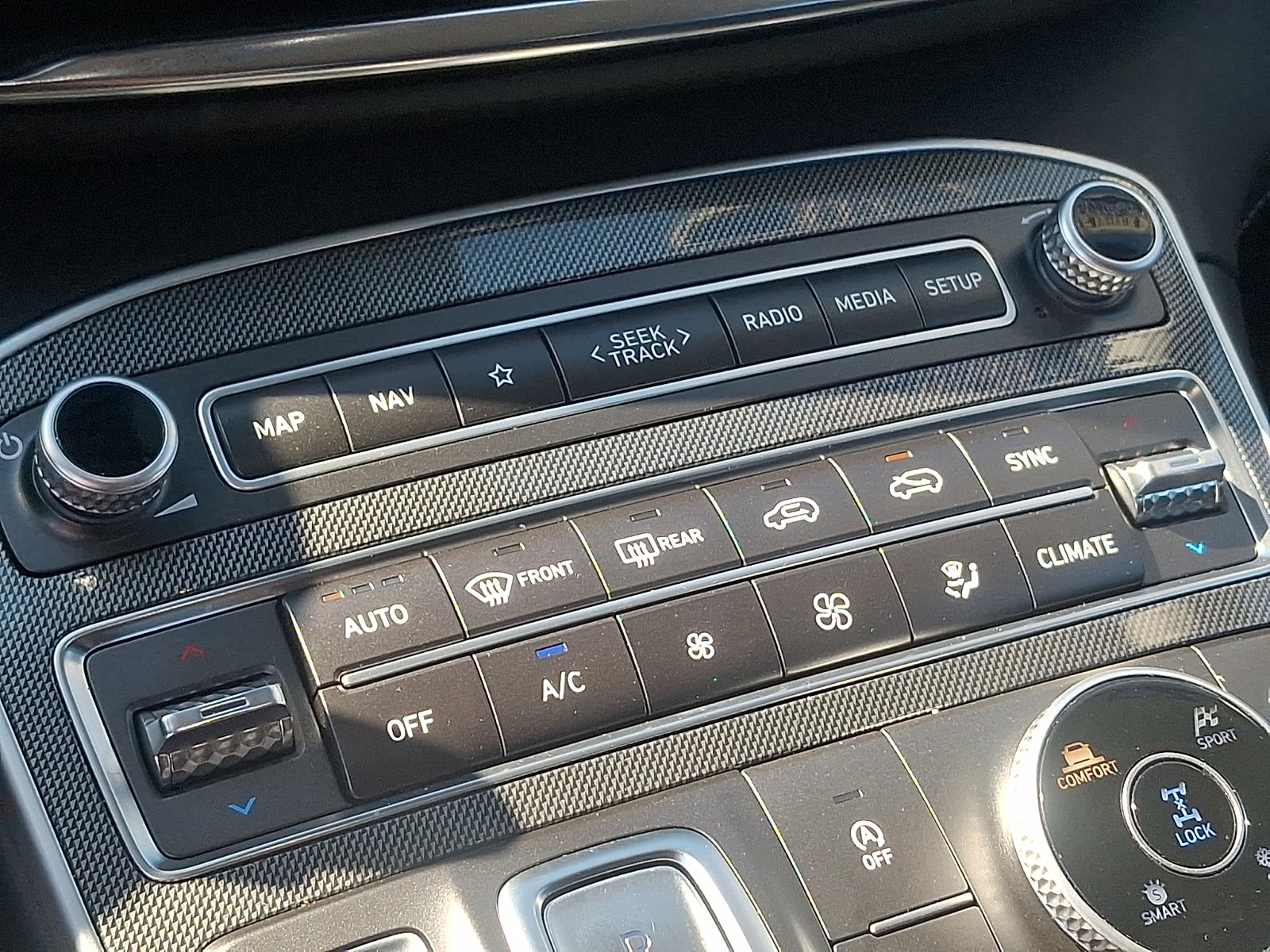 2023 Hyundai Santa Fe SEL - Photo 17