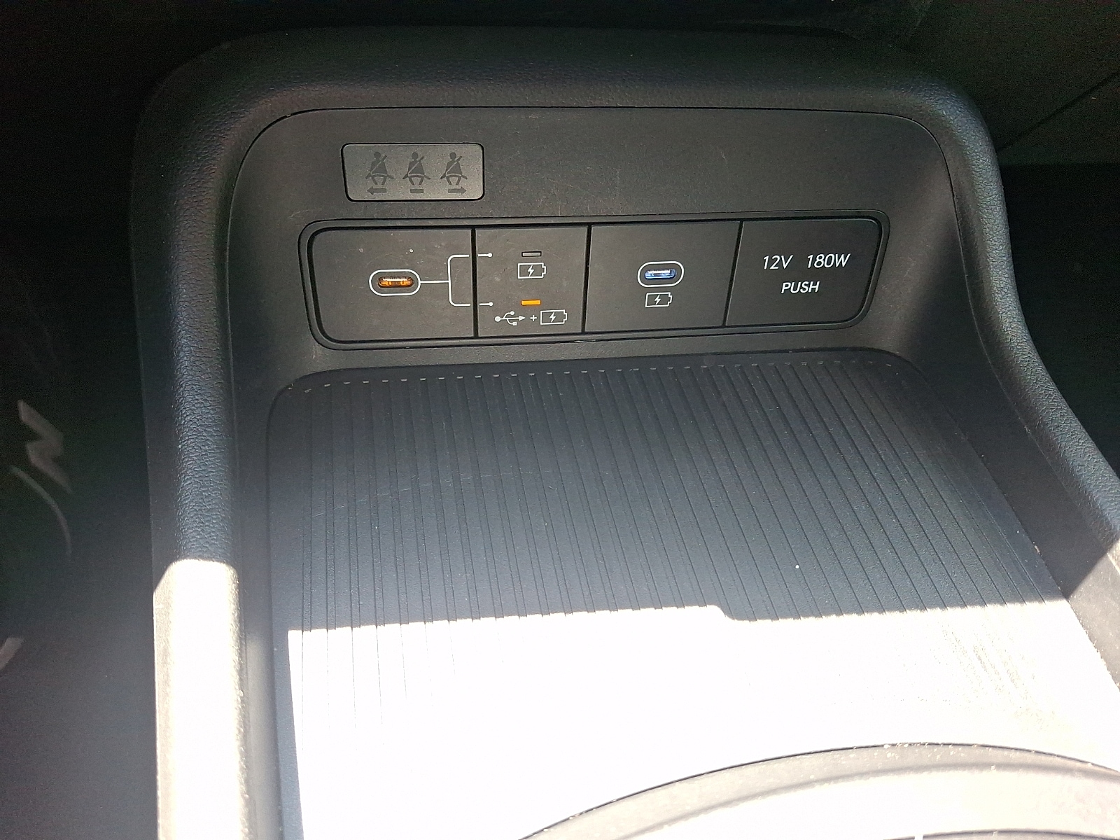 2024 Hyundai Kona SEL - Photo 23