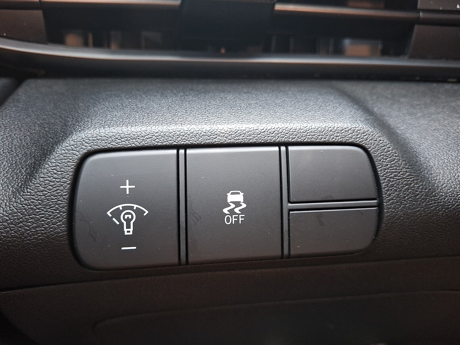 2025 Hyundai Elantra SEL - Photo 27