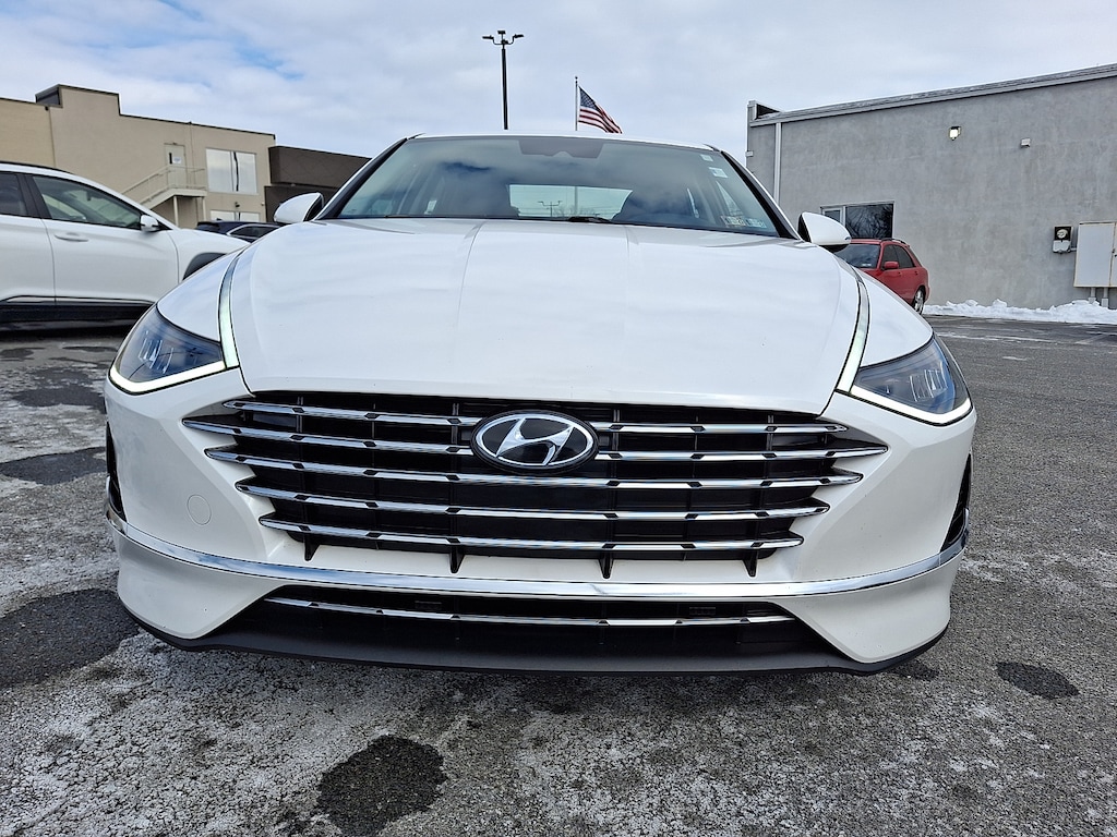 Used 2022 Hyundai Sonata Hybrid Blue Sedan