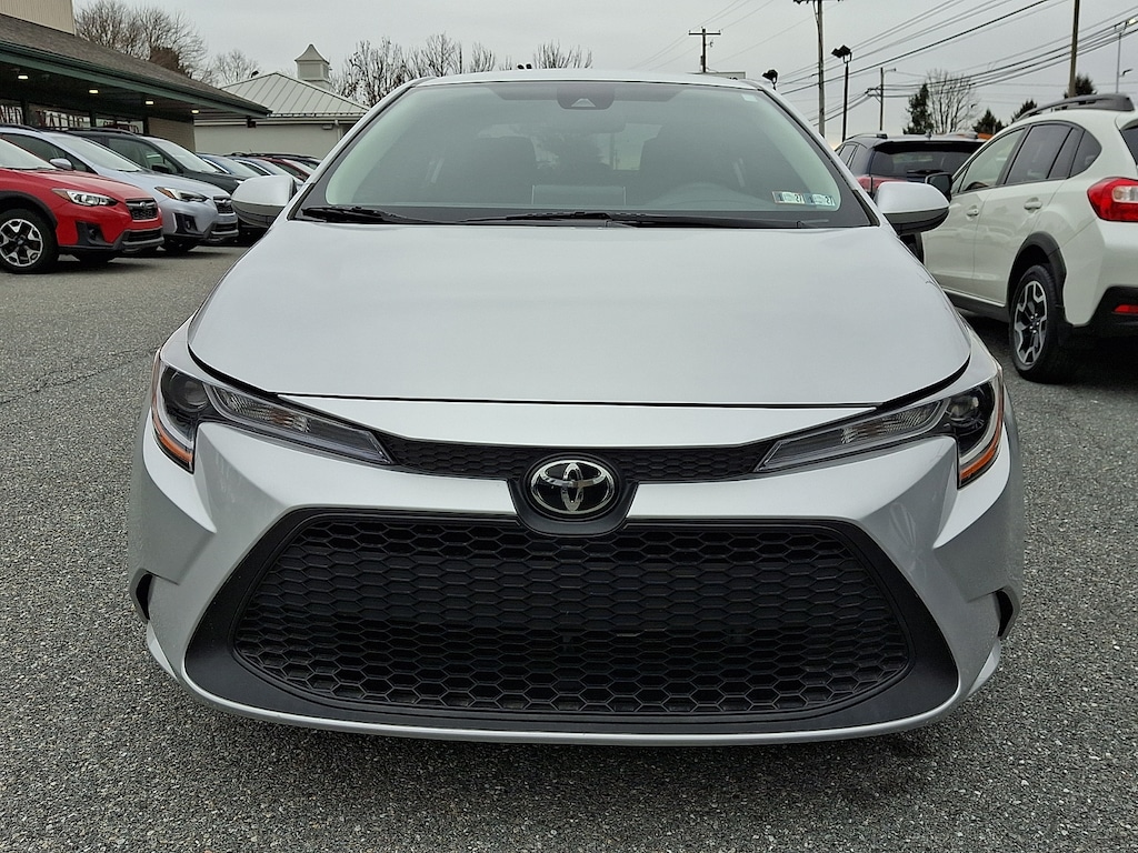 Used 2020 Toyota Corolla LE Sedan