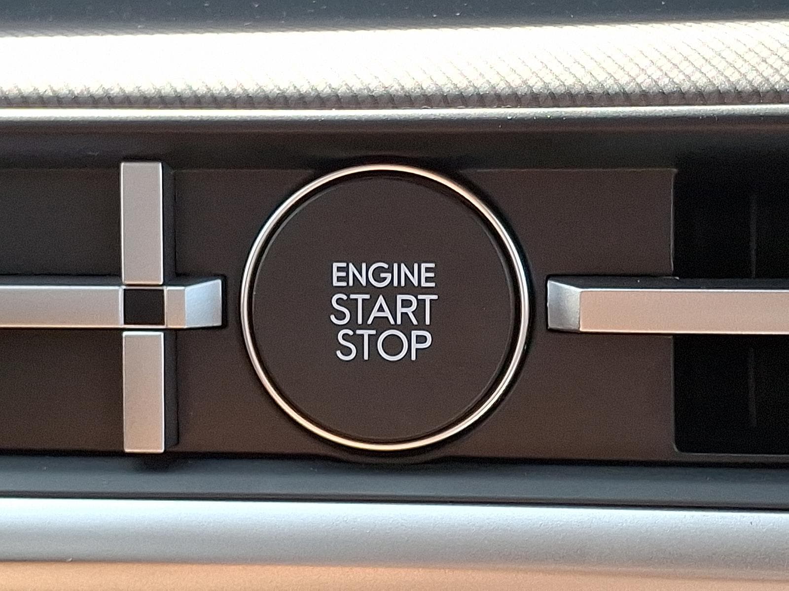 2026 Hyundai Santa Fe SE - Photo 15