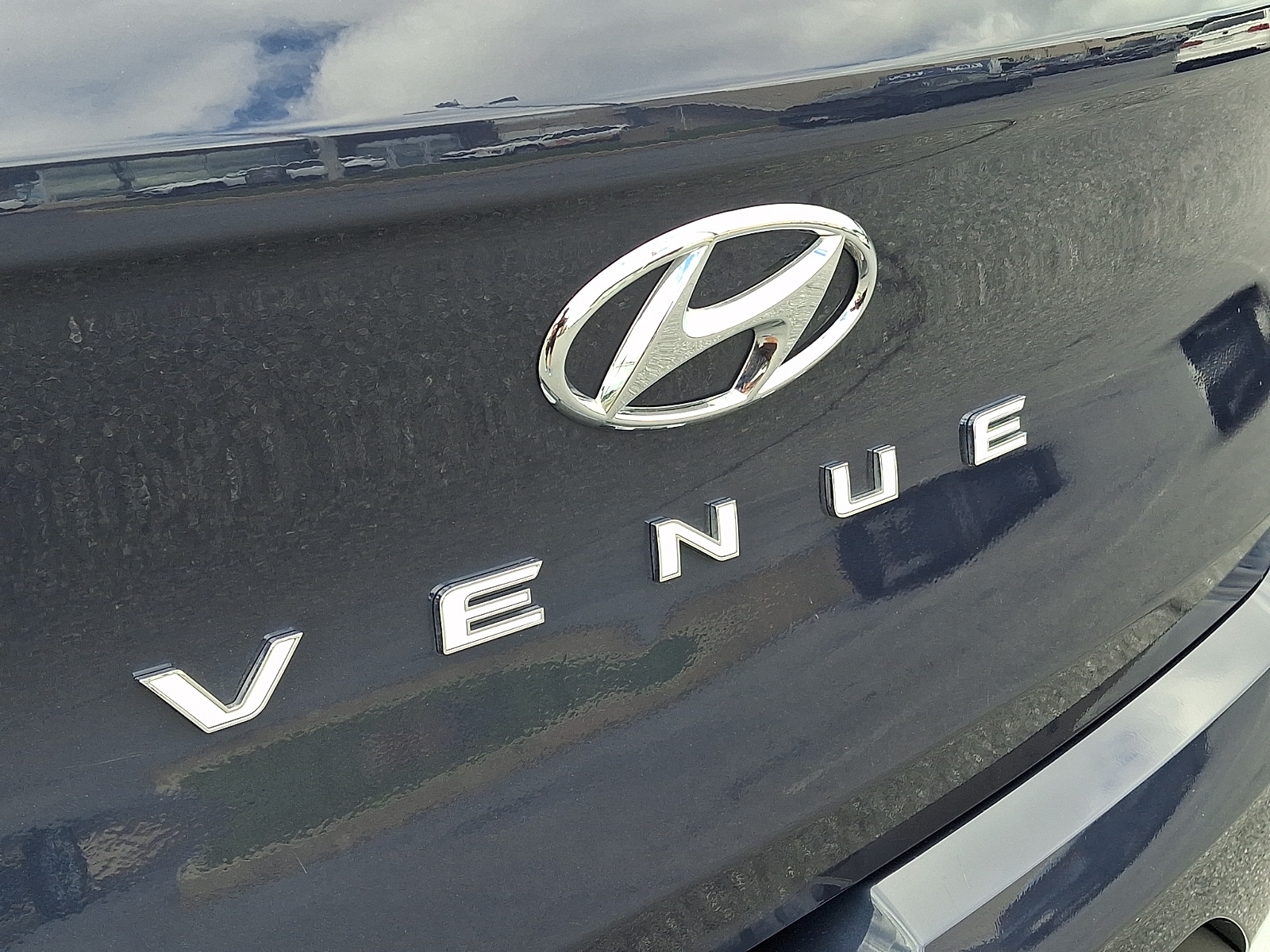 2023 Hyundai Venue Limited - Photo 29
