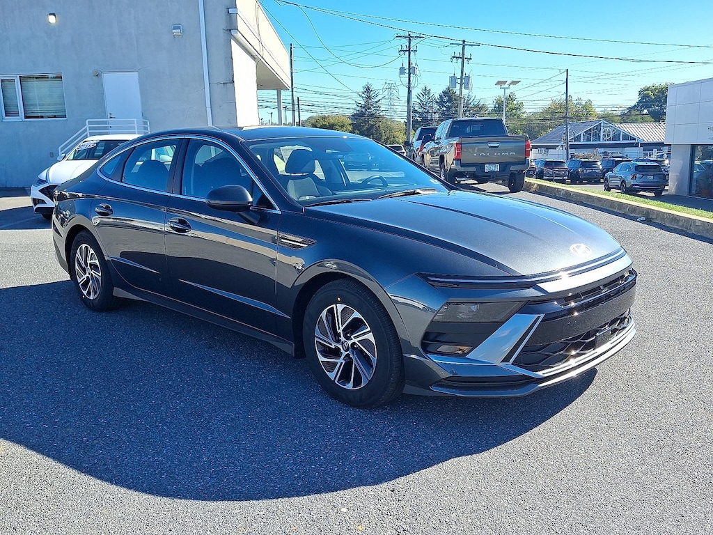 New 2026 Hyundai Sonata Hybrid Blue Sedan