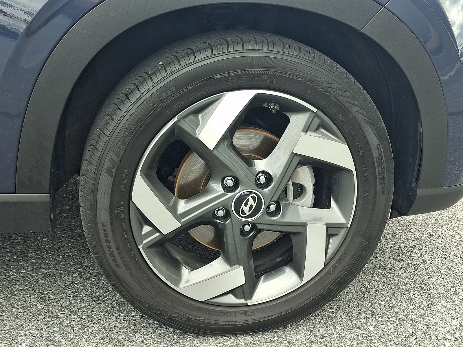 2023 Hyundai Venue Limited - Photo 31