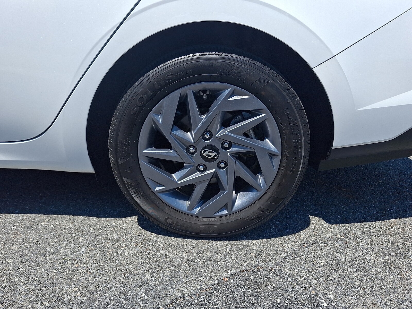 2024 Hyundai Elantra SEL - Photo 8
