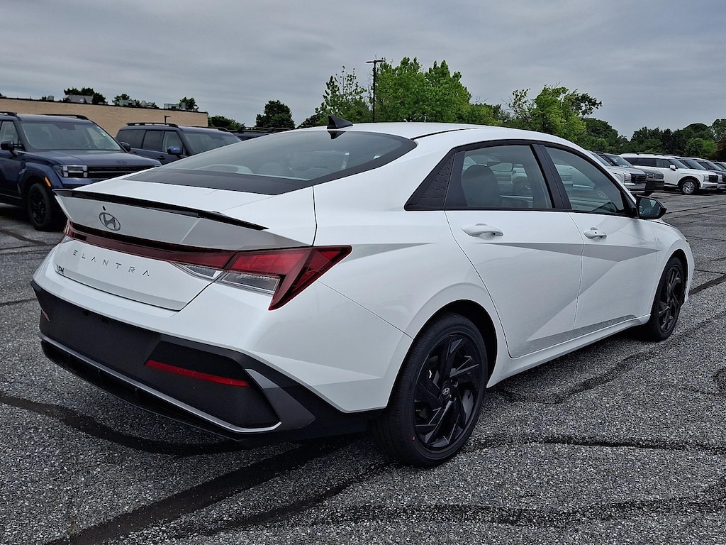 New 2026 Hyundai Elantra SEL Sport Sedan