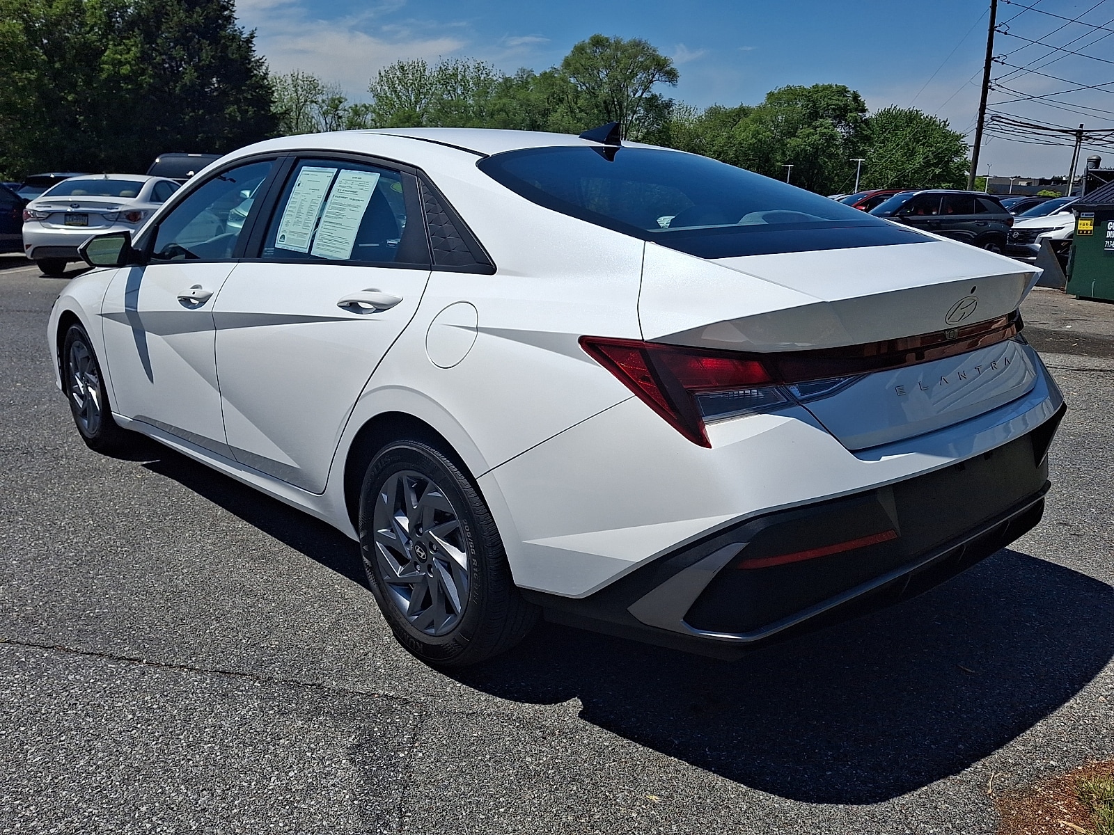 2024 Hyundai Elantra SEL - Photo 7