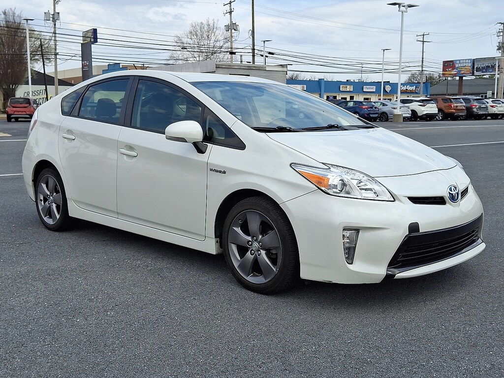 Used 2015 Toyota Prius Persona Series Special Edition Hatchback