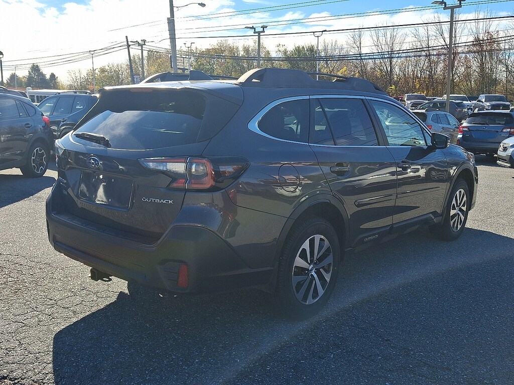 Used 2020 Subaru Outback Premium SUV