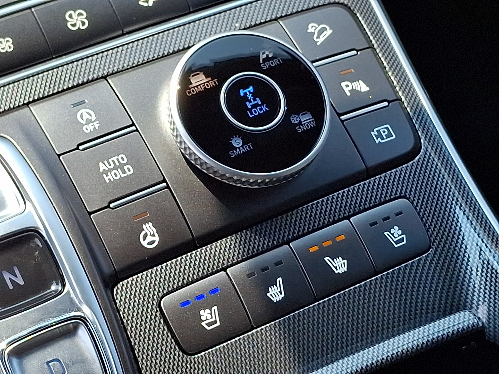 2021 Hyundai Santa Fe Limited - Photo 25