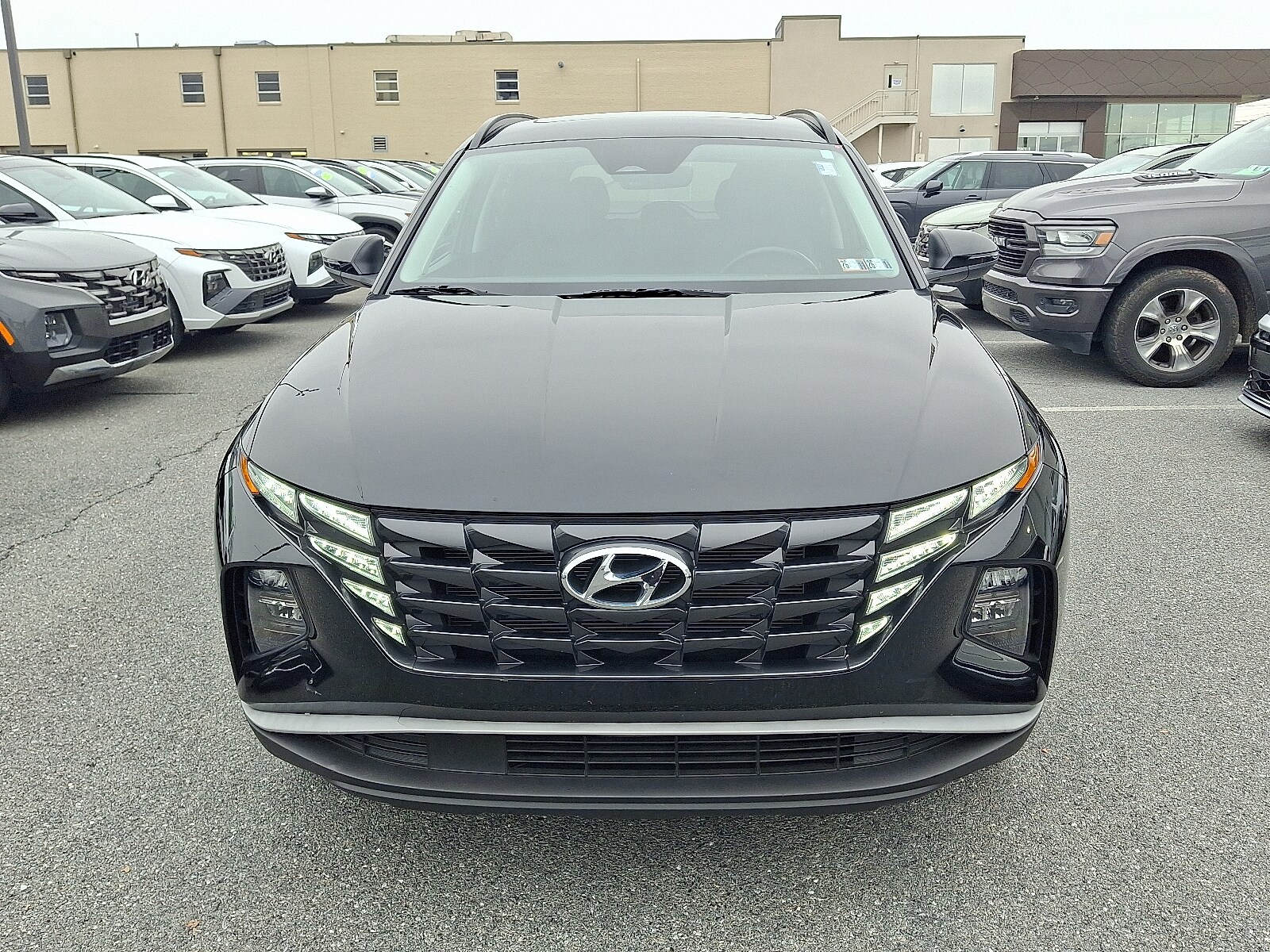 2023 Hyundai Tucson SEL Convenience photo 2