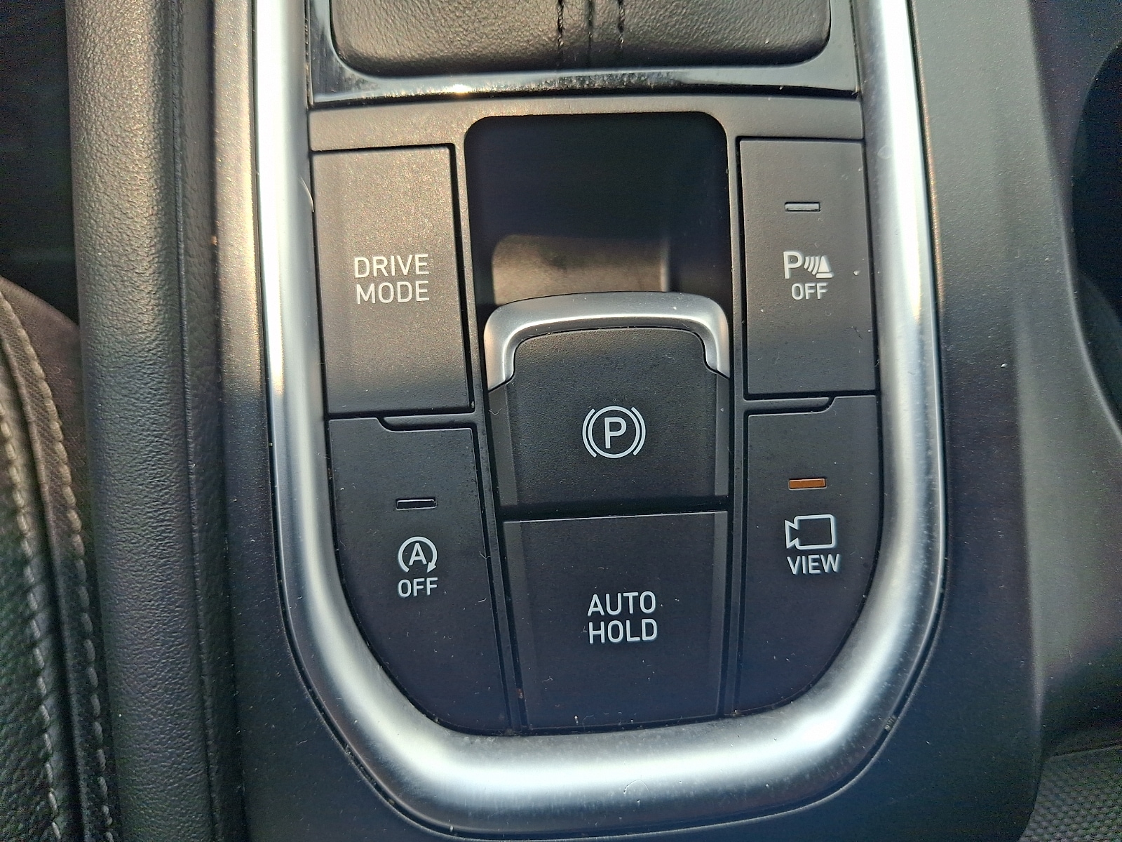 2020 Hyundai Santa Fe Limited - Photo 25