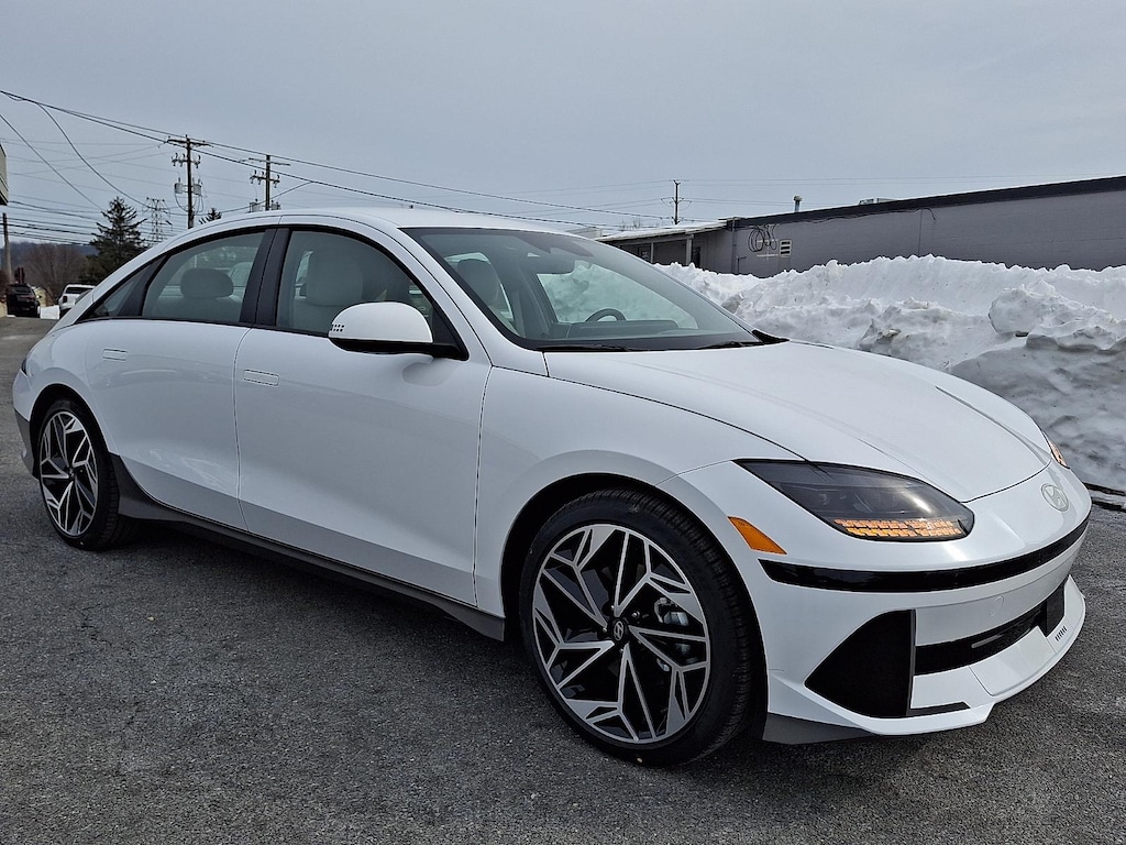 New 2025 Hyundai IONIQ 6 SEL Sedan