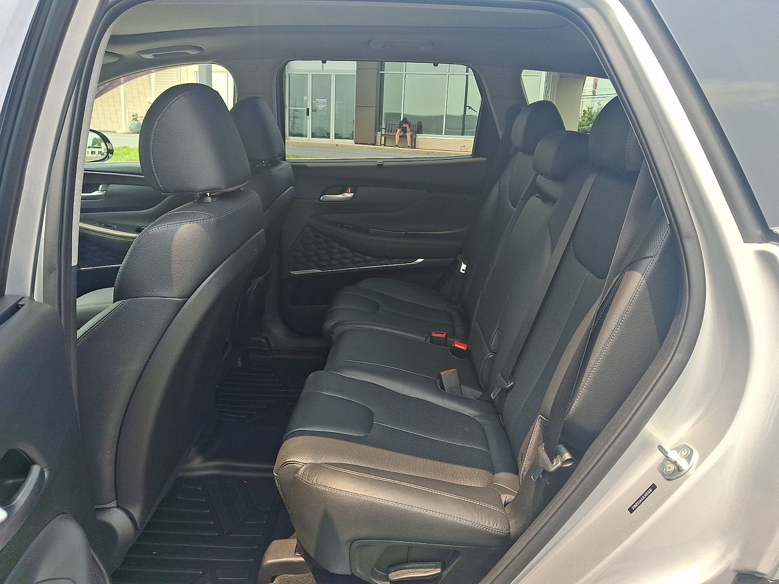 2020 Hyundai Santa Fe Limited - Photo 11