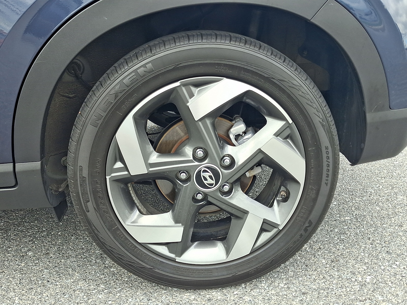 2023 Hyundai Venue Limited - Photo 9
