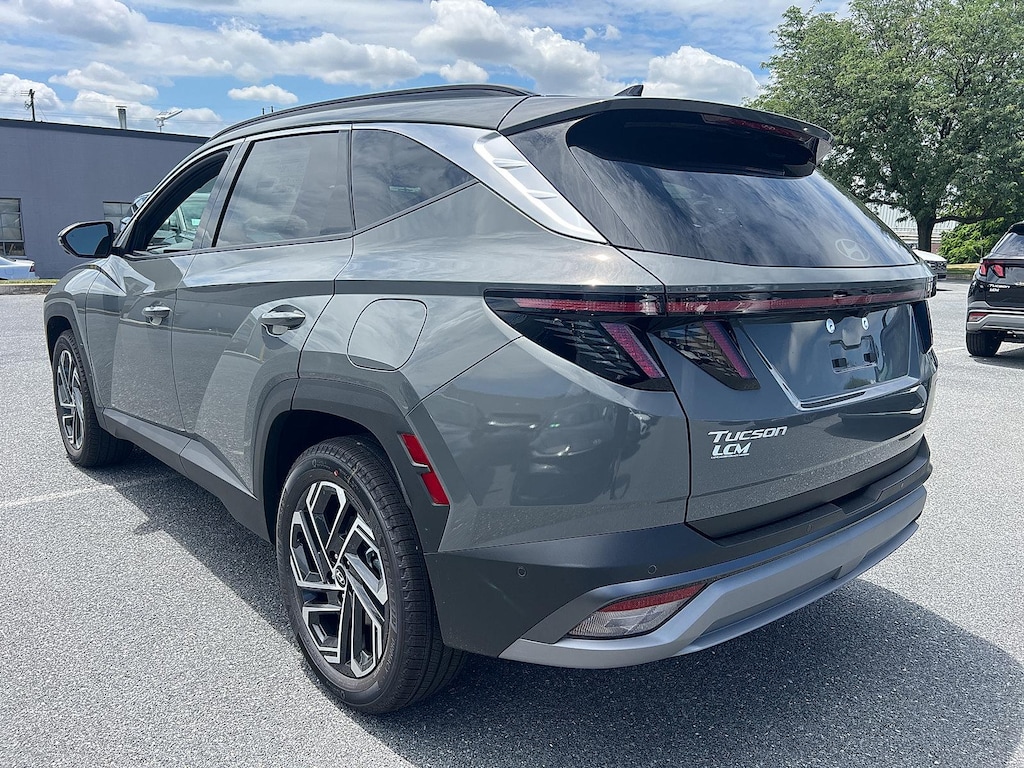 New 2026 Hyundai Tucson Limited AWD SUV